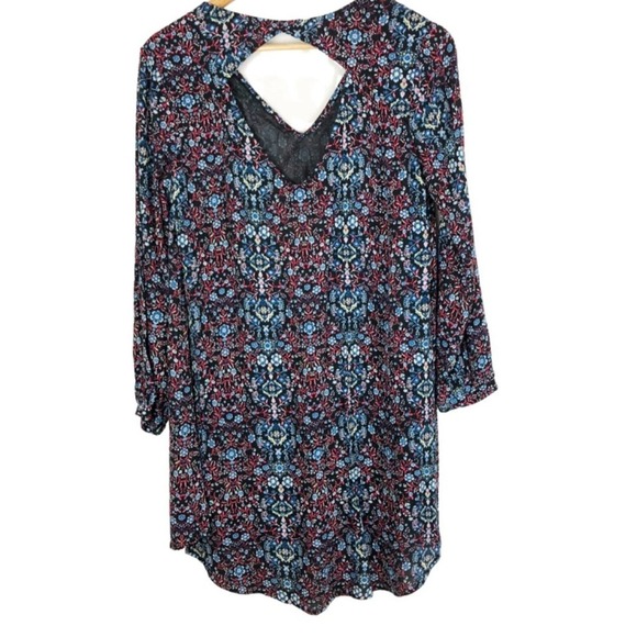 Lush Womens Black Floral V-Neck Cutout Back Long Sleeve Tunic Dress - Picture 6 of 16